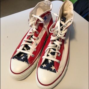 Converse high top chuck Taylor shoes